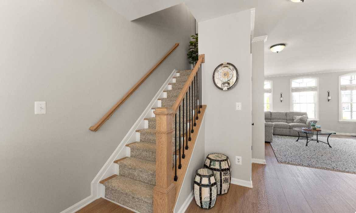 Garrell Group Top Leesburg Realtor 1180 Cambria Ter NE web 25