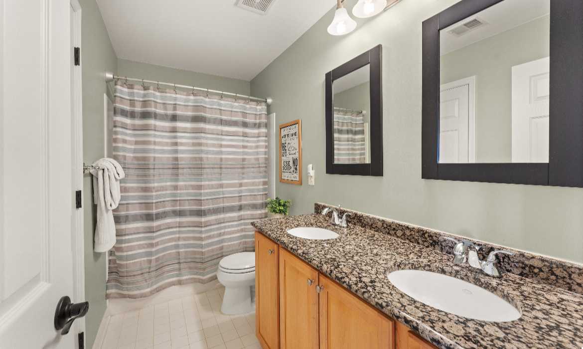 Garrell Group Top Leesburg Realtor 1180 Cambria Ter NE web 28