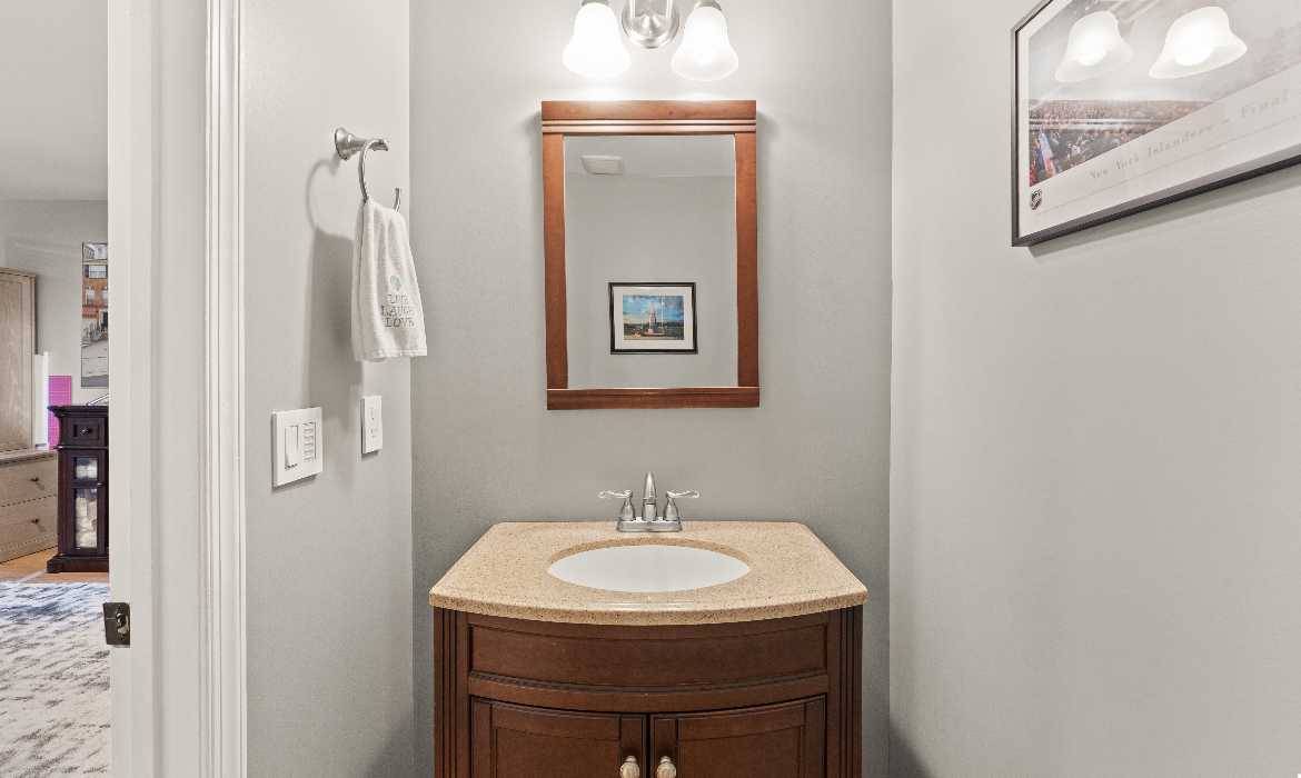Garrell Group Top Leesburg Realtor 1180 Cambria Ter NE web 32