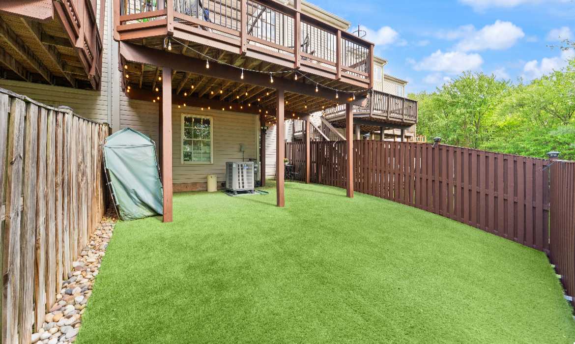 Garrell Group Top Leesburg Realtor 1180 Cambria Ter NE web 33