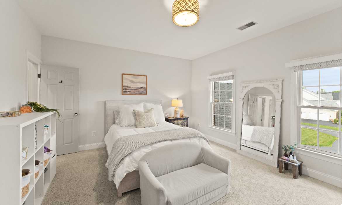 Garrell Group Top Leesburg Realtor 18757 Upper Meadow Dr web 33