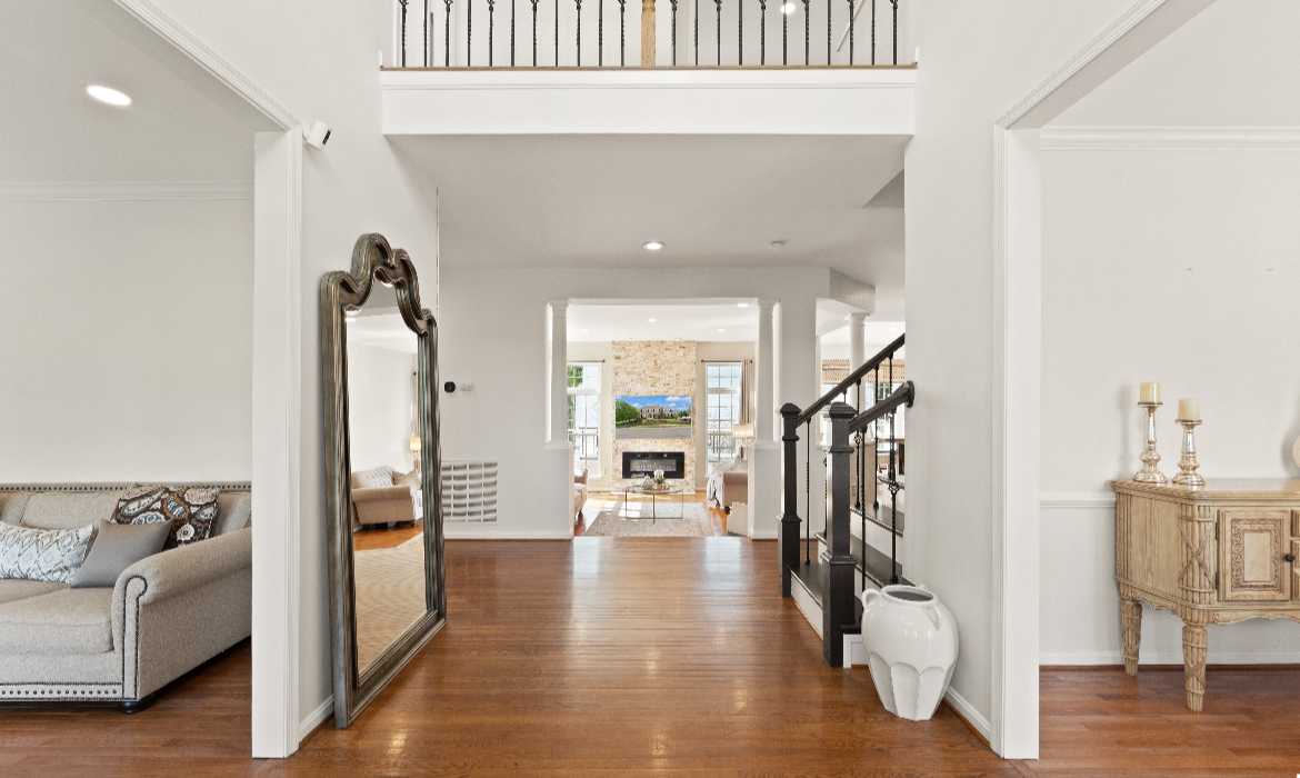 Garrell Group Top Leesburg Realtor 43179 Parkers Ridge Dr web 06