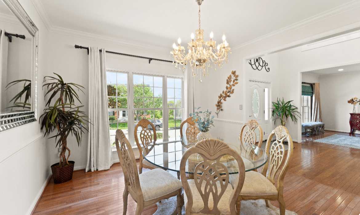 Garrell Group Top Leesburg Realtor 43179 Parkers Ridge Dr web 08