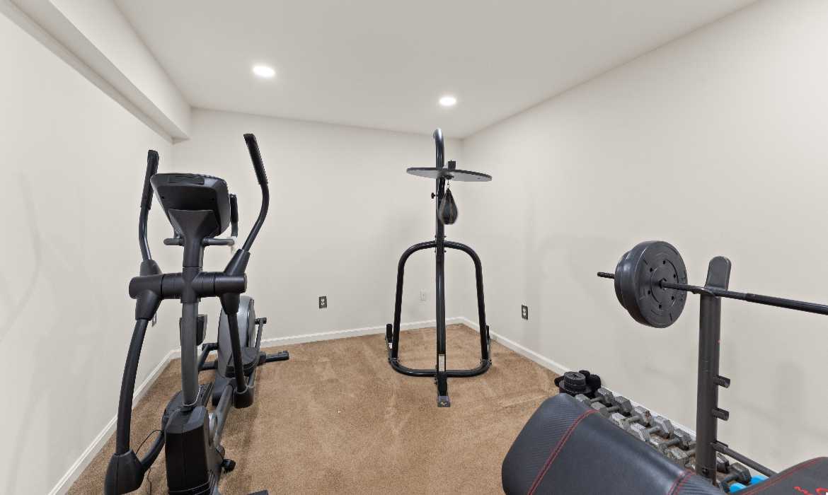 Garrell Group Top Leesburg Realtor 43179 Parkers Ridge Dr web 33