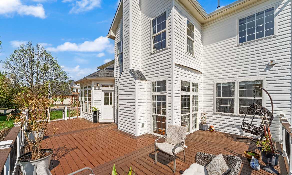 Garrell Group Top Leesburg Realtor 43179 Parkers Ridge Dr web 36