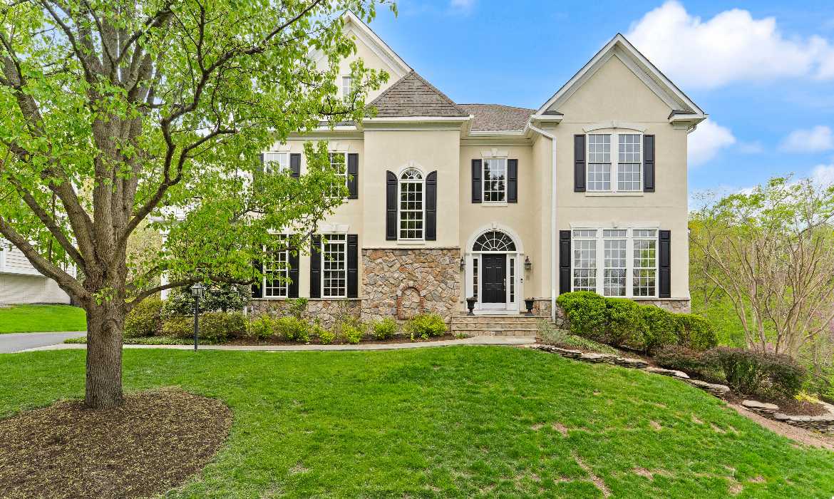 Garrell Group Top Leesburg Realtor 43482 Squirrel Ridge Pl CS 02