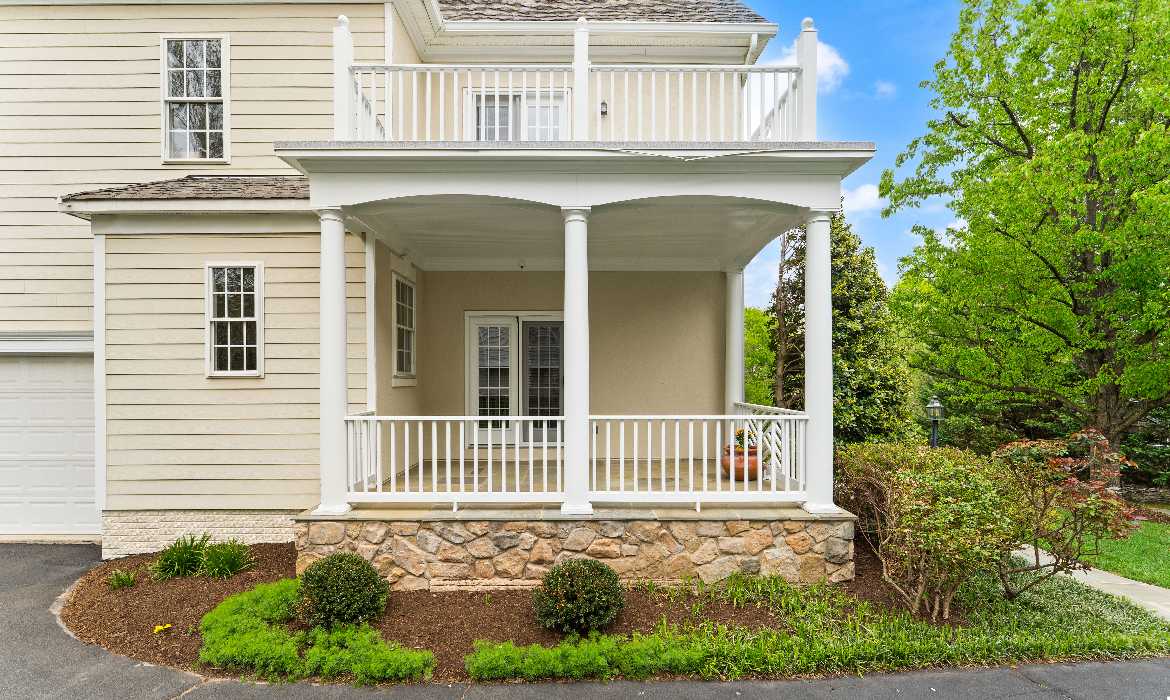 Garrell Group Top Leesburg Realtor 43482 Squirrel Ridge Pl CS 08