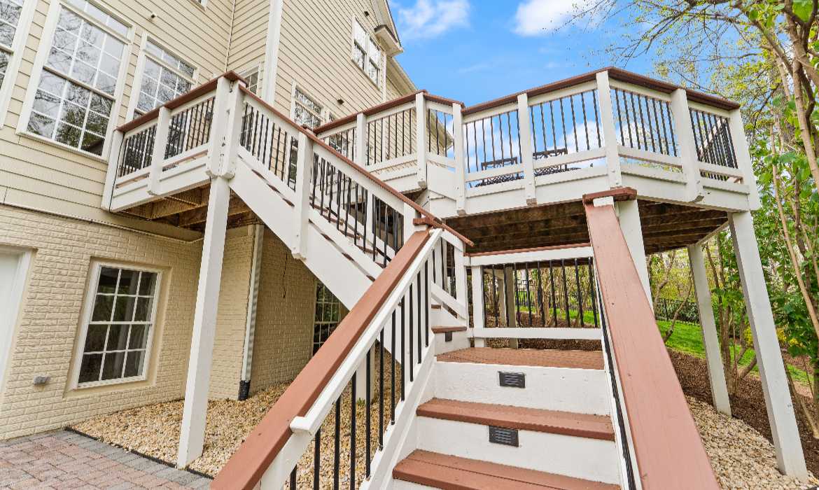 Garrell Group Top Leesburg Realtor 43482 Squirrel Ridge Pl CS 16