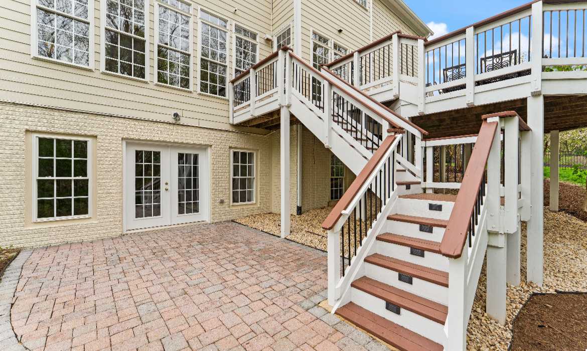 Garrell Group Top Leesburg Realtor 43482 Squirrel Ridge Pl CS 17