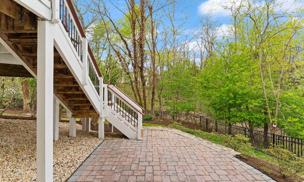 Garrell Group Top Leesburg Realtor 43482 Squirrel Ridge Pl CS 18