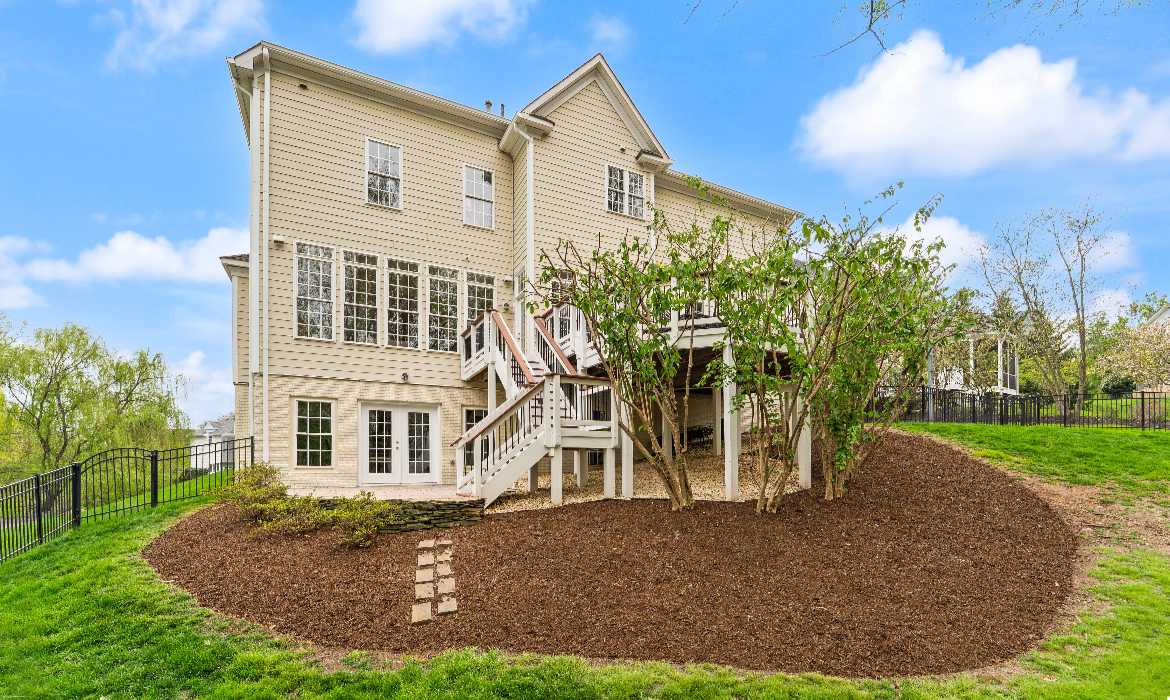 Garrell Group Top Leesburg Realtor 43482 Squirrel Ridge Pl CS 21