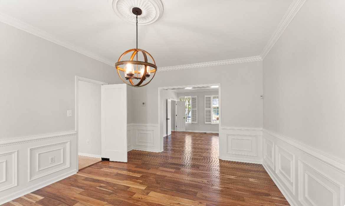 Garrell Group Top Leesburg Realtor 817 Kenneth Pl SE web 08