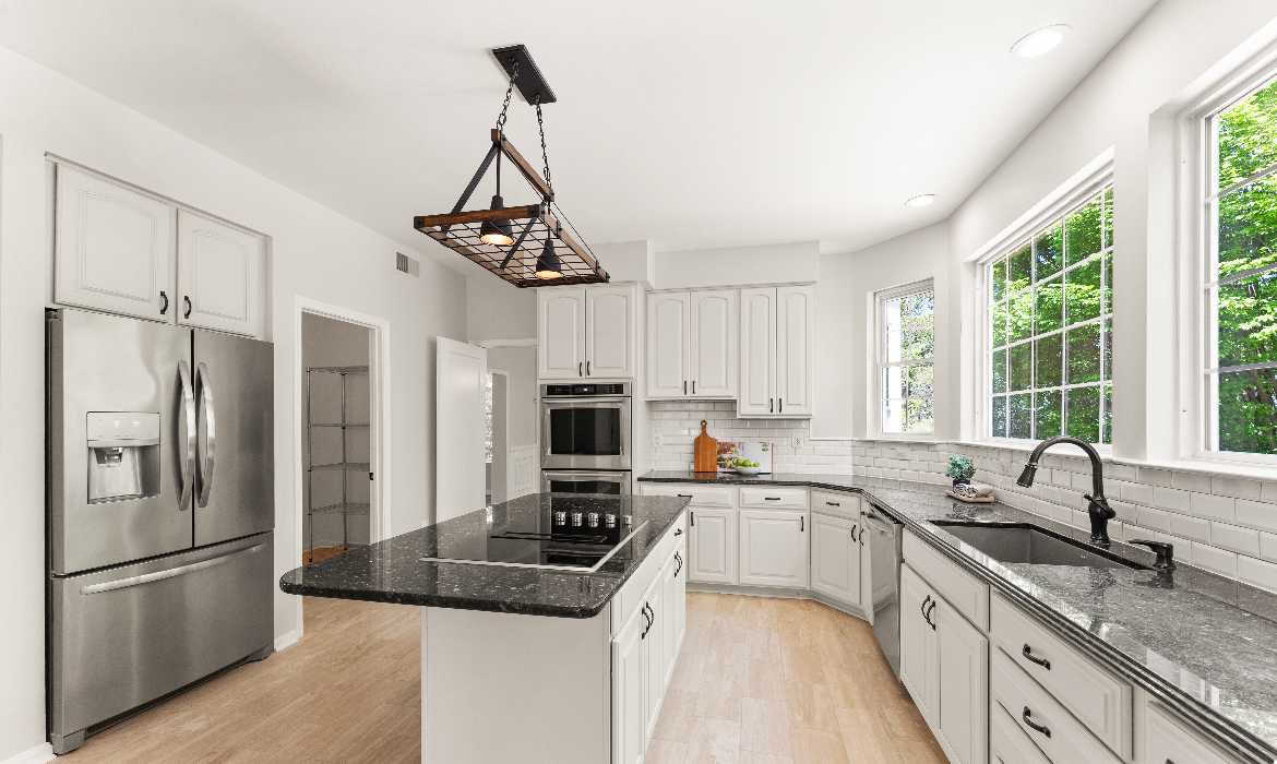 Garrell Group Top Leesburg Realtor 817 Kenneth Pl SE web 10