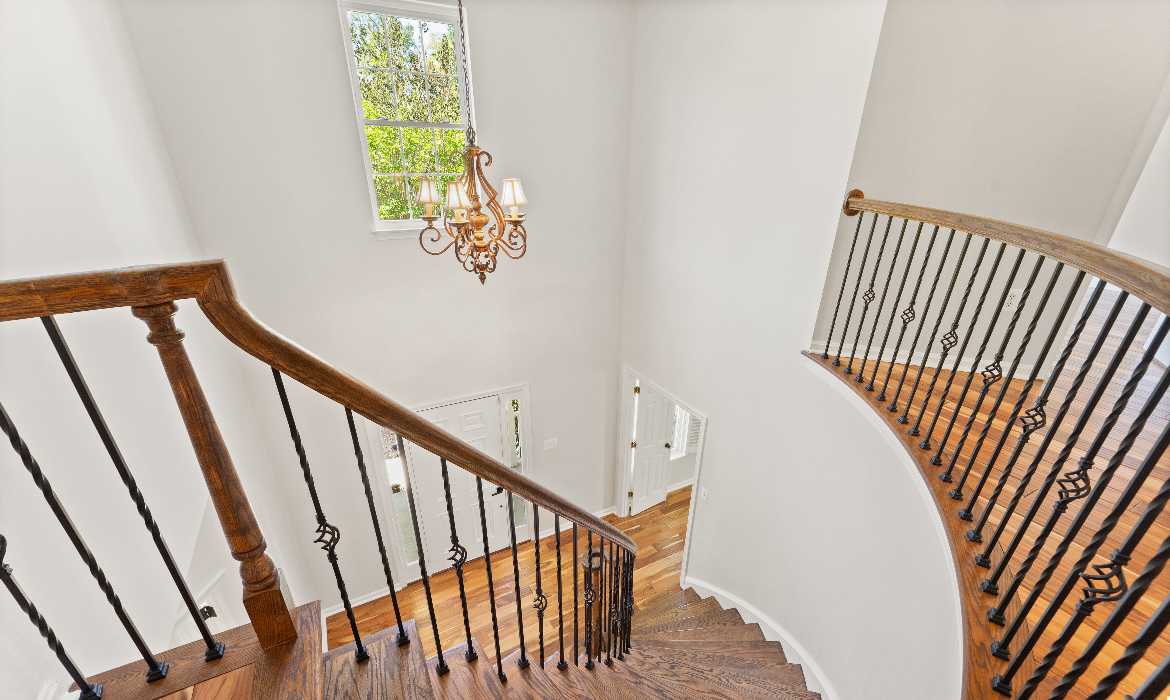 Garrell Group Top Leesburg Realtor 817 Kenneth Pl SE web 18