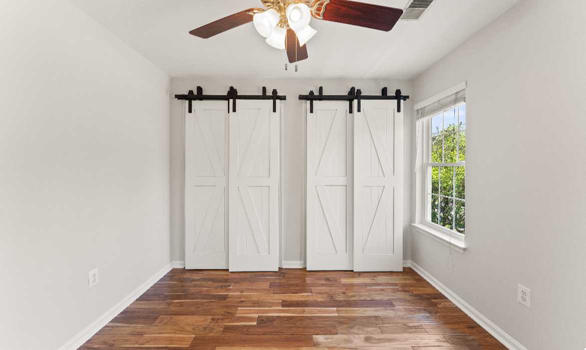 Garrell Group Top Leesburg Realtor 817 Kenneth Pl SE web 25