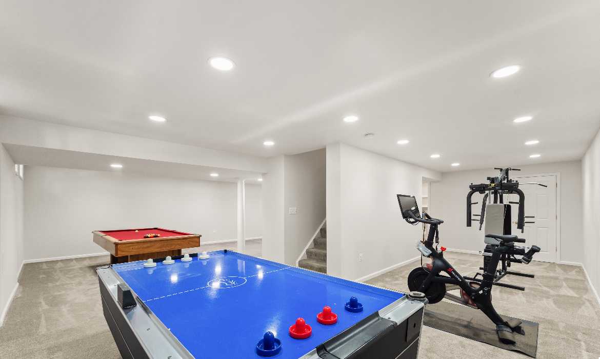 Garrell Group Top Leesburg Realtor 817 Kenneth Pl SE web 33