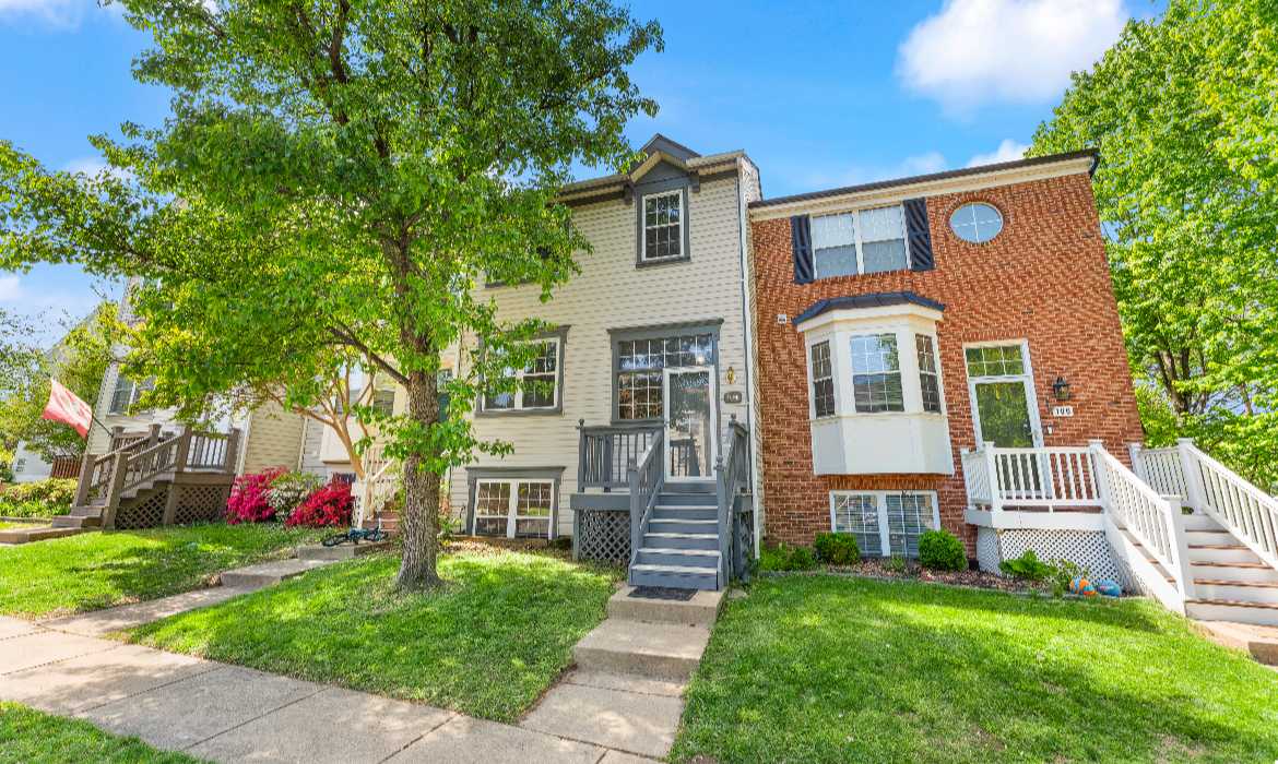 Garrell Group Top Purcellville Realtor 1104 Kirkbridge Ct web 02