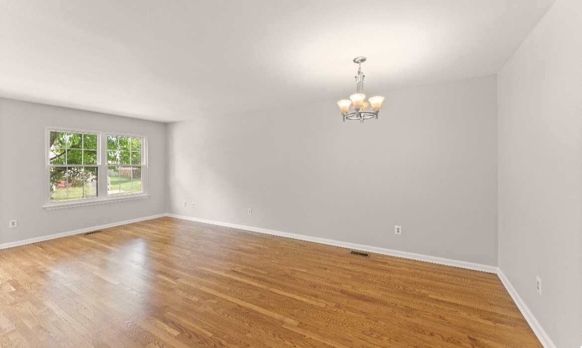 Garrell Group Top Purcellville Realtor 1104 Kirkbridge Ct web 07