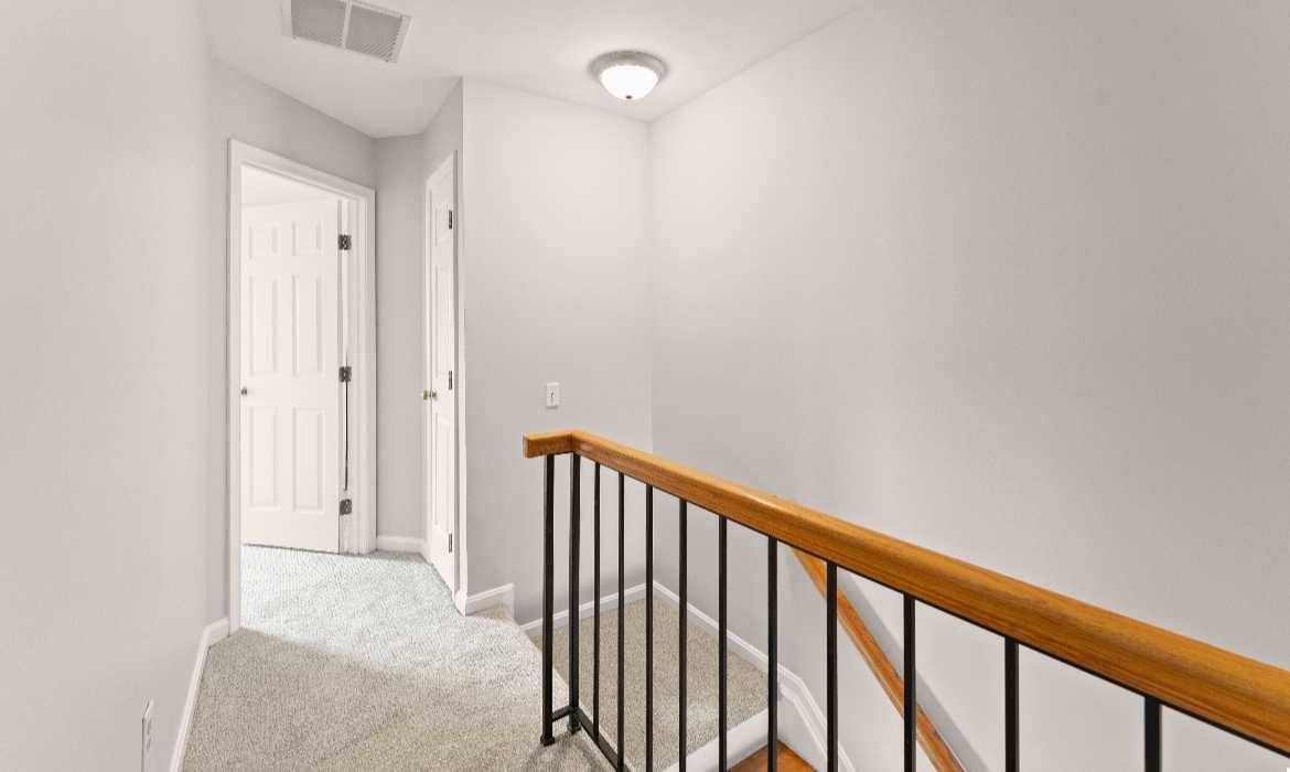 Garrell Group Top Purcellville Realtor 1104 Kirkbridge Ct web 14