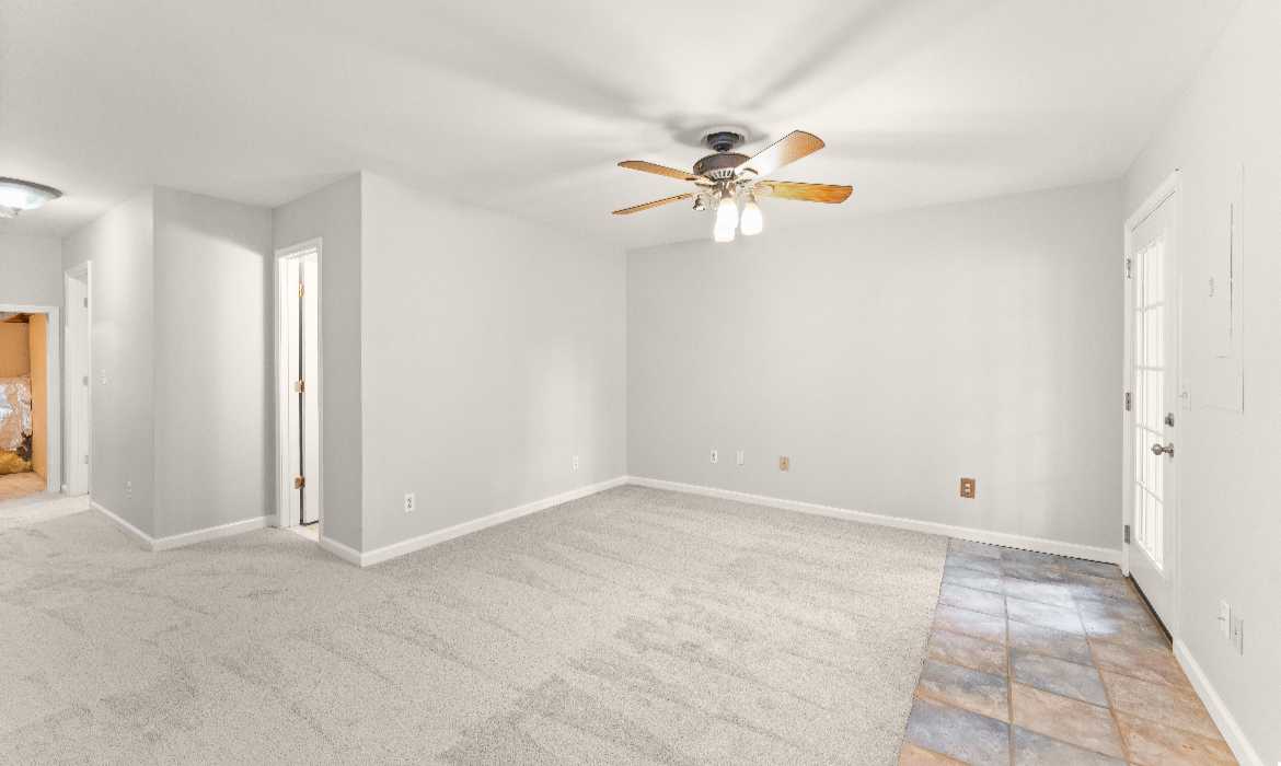 Garrell Group Top Purcellville Realtor 1104 Kirkbridge Ct web 26