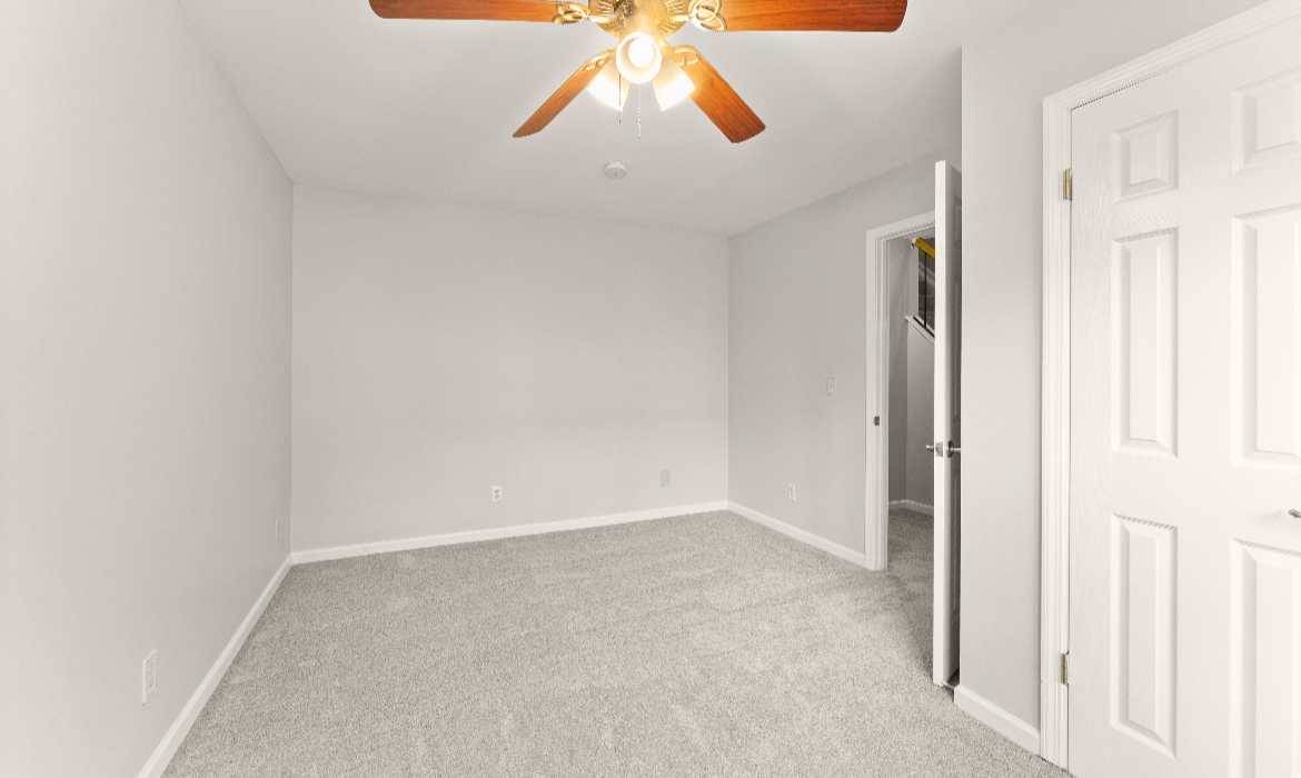 Garrell Group Top Purcellville Realtor 1104 Kirkbridge Ct web 28