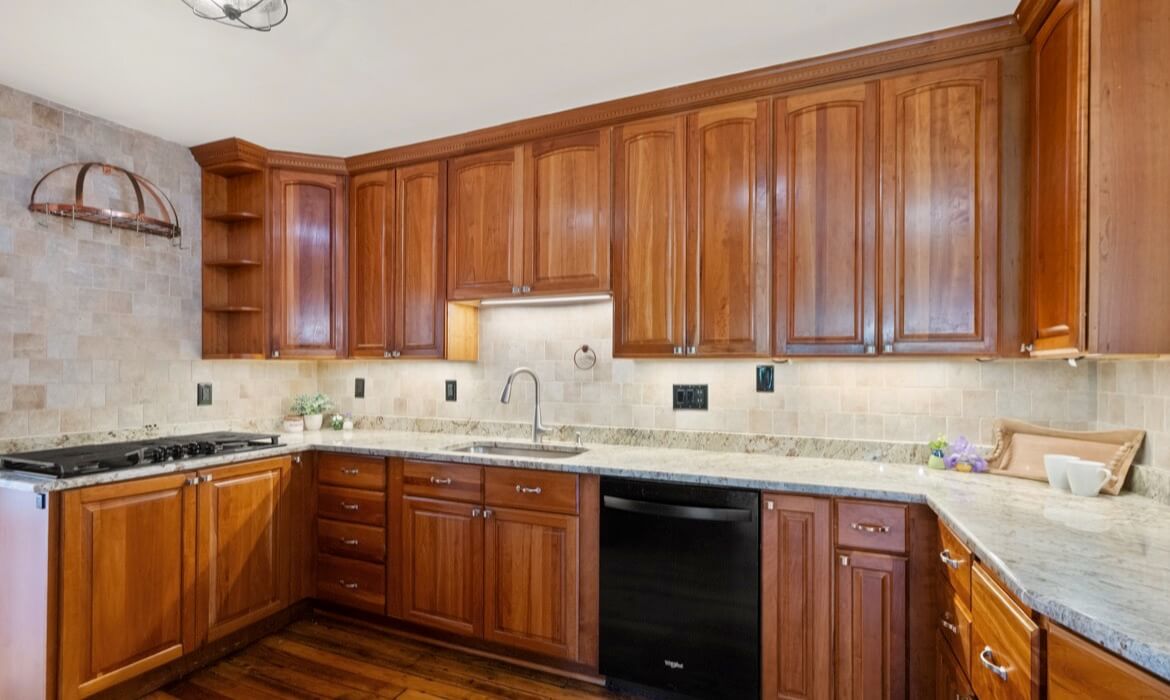 Garrell Group Top Purcellville Realtor 37151 Branchriver Rd 13
