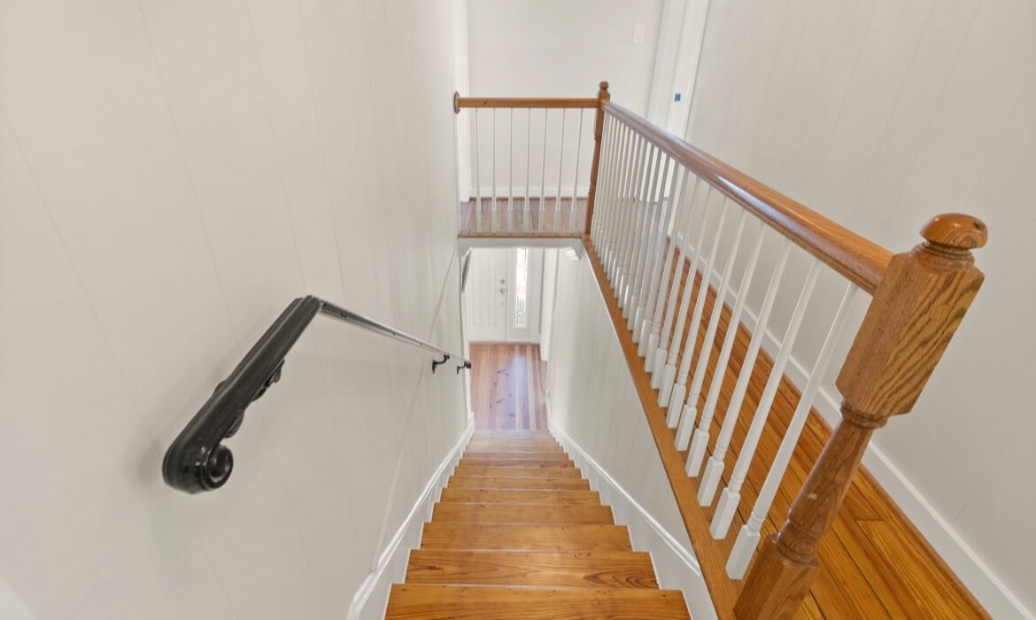 Garrell Group Top Purcellville Realtor 37151 Branchriver Rd 17