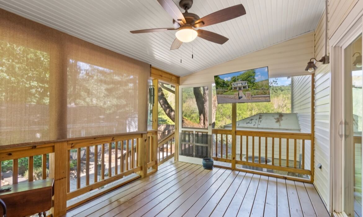 Garrell Group Top Purcellville Realtor 37151 Branchriver Rd 26