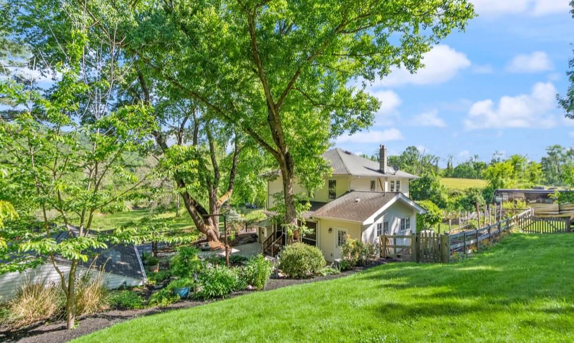 Garrell Group Top Purcellville Realtor 37151 Branchriver Rd 32