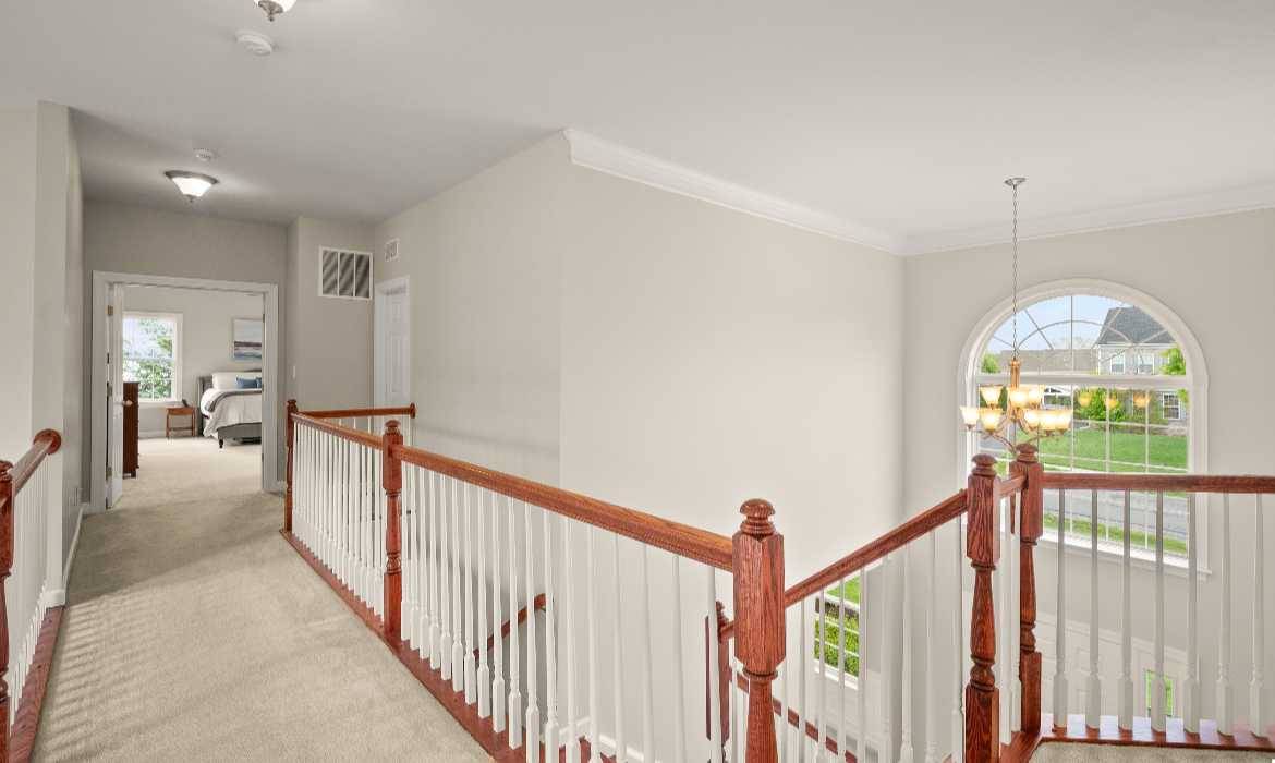 Garrell Group Top Round Hill Realtor 14 Braeburn Ct web 16