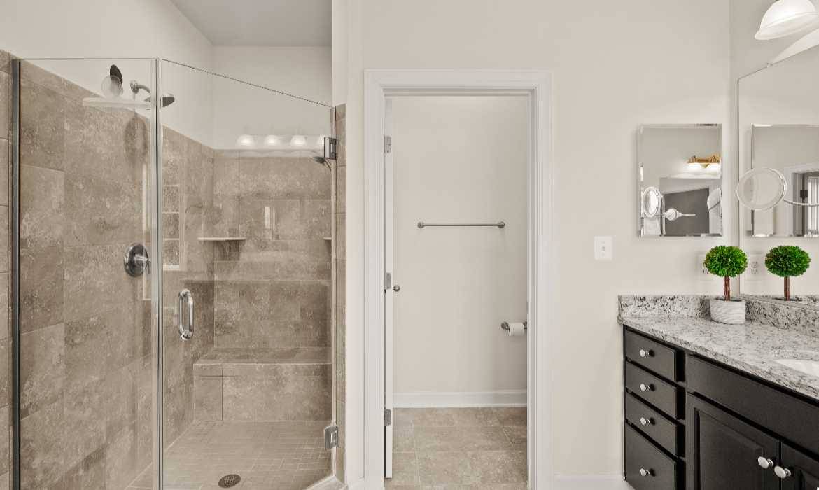 Garrell Group Top Round Hill Realtor 14 Braeburn Ct web 19