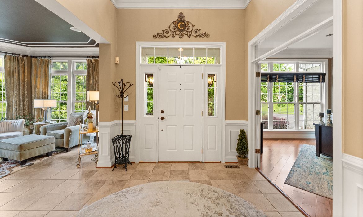 Garrell Group Top Leesburg Realtor 18919 Canoe Landing Ct web 05