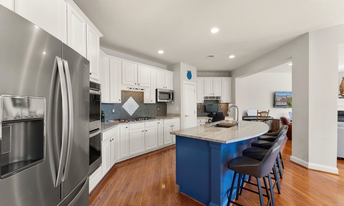 Garrell Group Top Leesburg Realtor 19060 Crimson Clover Ter 11