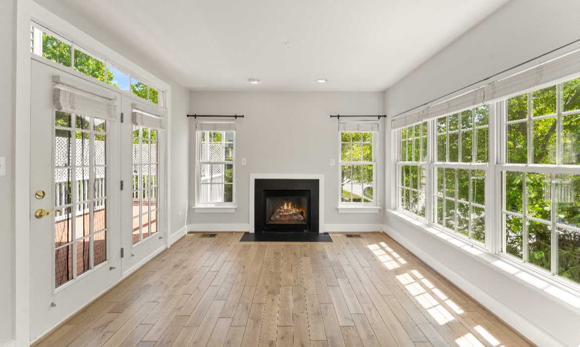 Garrell Group Top Leesburg Realtor 19084 Grouse Ter web 09