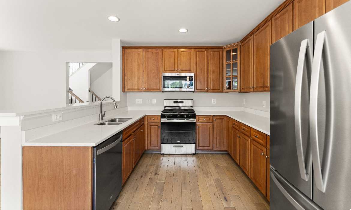 Garrell Group Top Leesburg Realtor 19084 Grouse Ter web 13