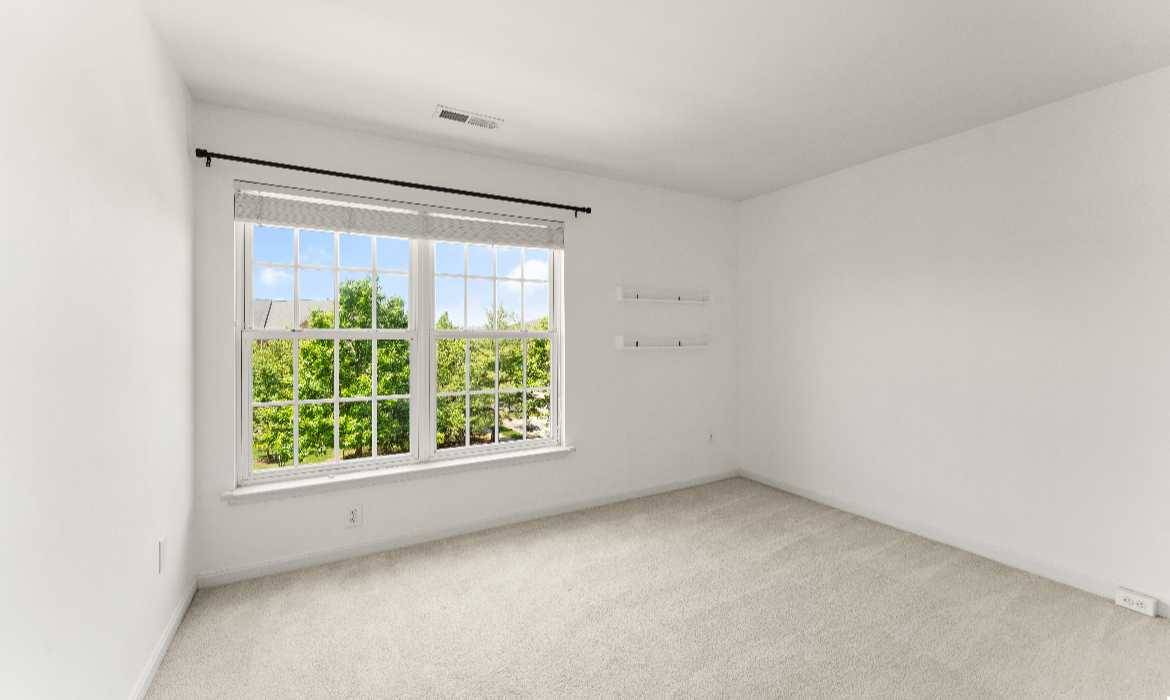 Garrell Group Top Leesburg Realtor 19084 Grouse Ter web 25