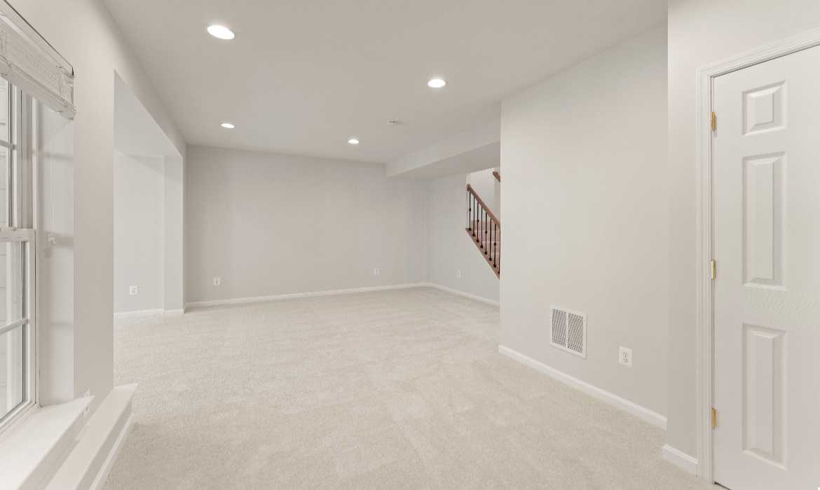 Garrell Group Top Leesburg Realtor 19084 Grouse Ter web 37