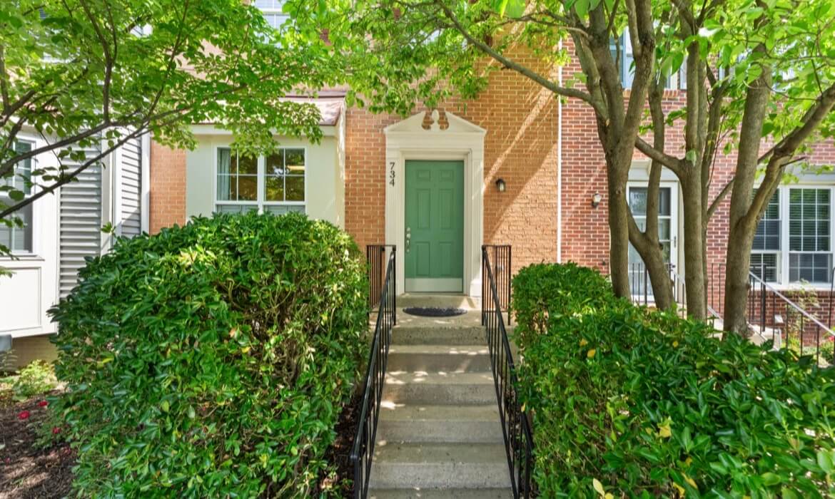 Garrell Group Top Leesburg Realtor 734 Balls Bluff Rd NE 03