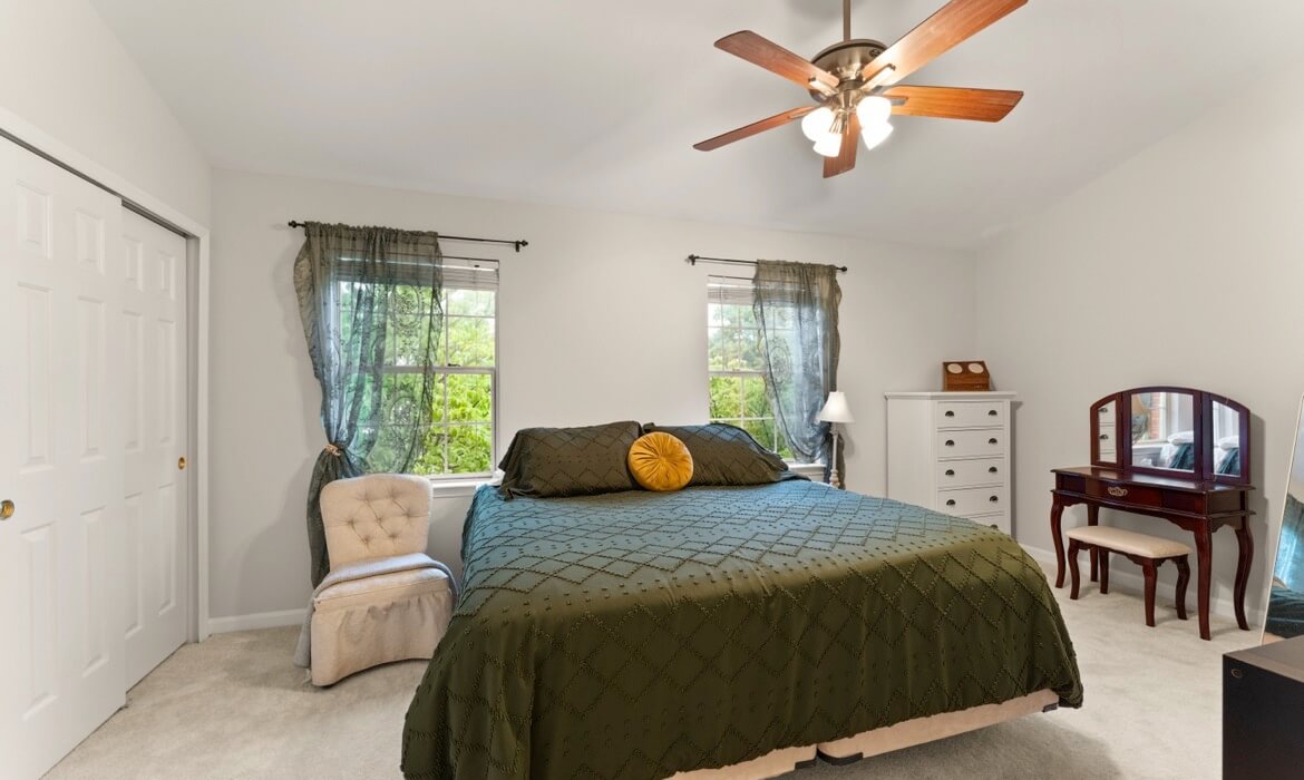 Garrell Group Top Leesburg Realtor 734 Balls Bluff Rd NE 18