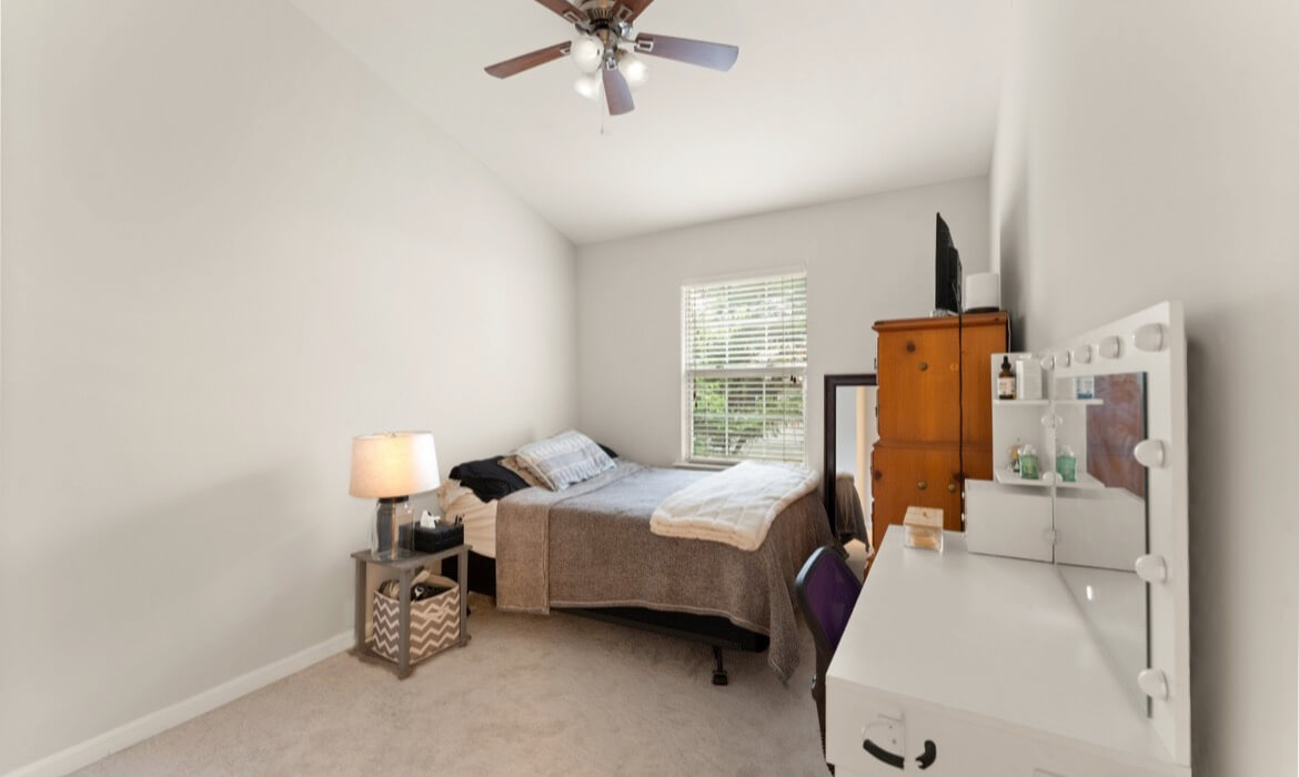 Garrell Group Top Leesburg Realtor 734 Balls Bluff Rd NE 21