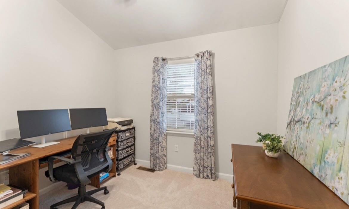 Garrell Group Top Leesburg Realtor 734 Balls Bluff Rd NE 22