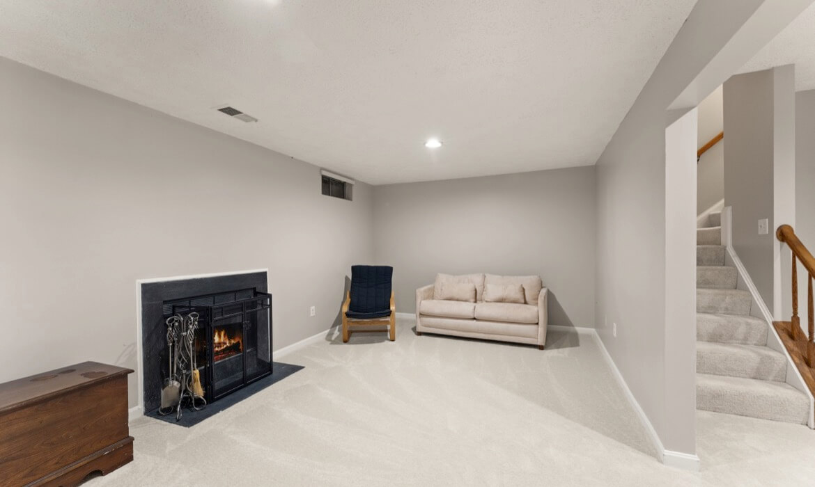 Garrell Group Top Leesburg Realtor 734 Balls Bluff Rd NE 26