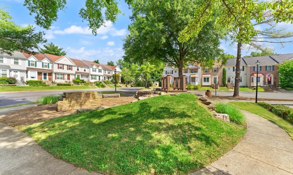 Garrell Group Top Leesburg Realtor 734 Balls Bluff Rd NE 33