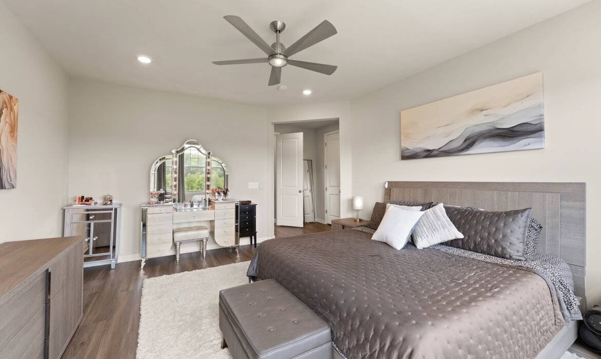 Garrell Group Top Leesburg Realtor 19328 Brookwater Ter 25