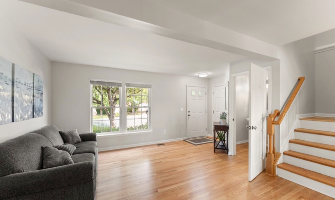 Garrell Group Top Leesburg Realtor 203 Shirley Sq SE 07 2