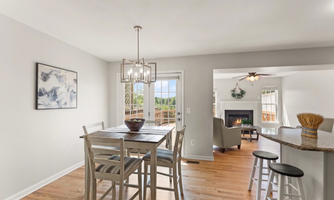 Garrell Group Top Leesburg Realtor 203 Shirley Sq SE 09