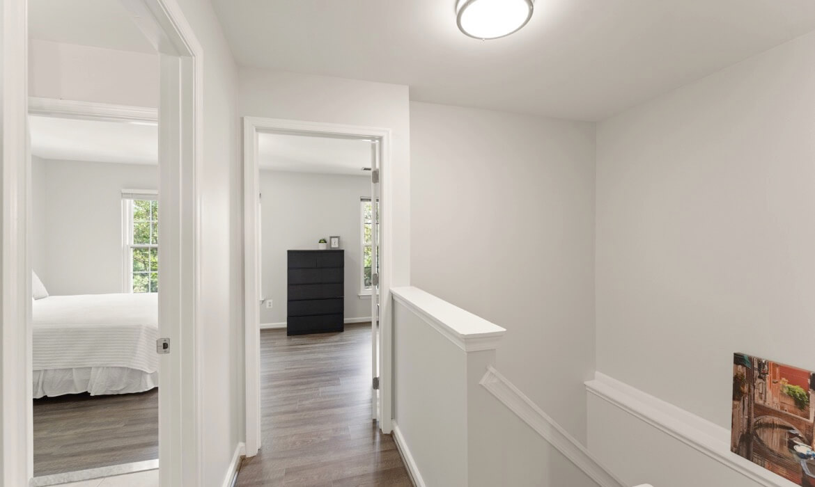 Garrell Group Top Leesburg Realtor 203 Shirley Sq SE 21