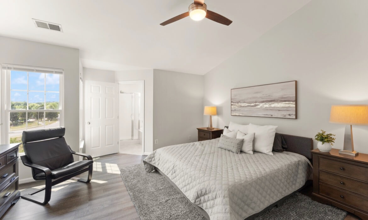 Garrell Group Top Leesburg Realtor 203 Shirley Sq SE 22
