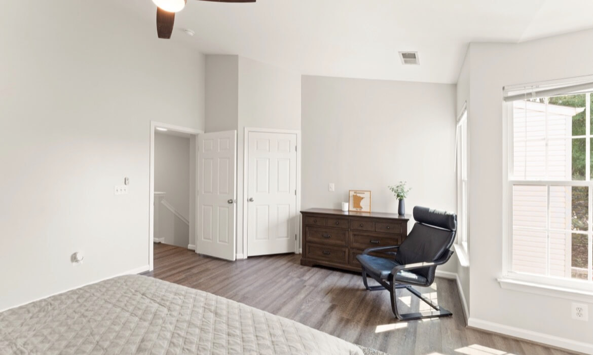 Garrell Group Top Leesburg Realtor 203 Shirley Sq SE 23
