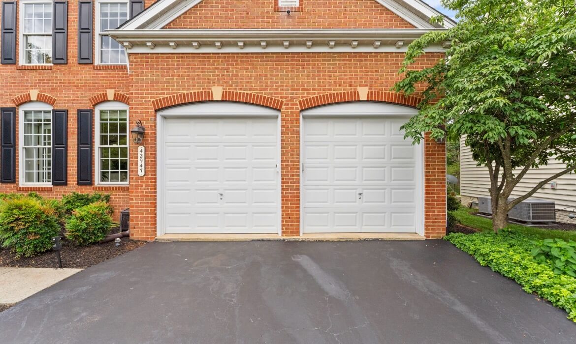 Garrell Group Top Leesburg Realtor 42947 Coralbells Pl 05